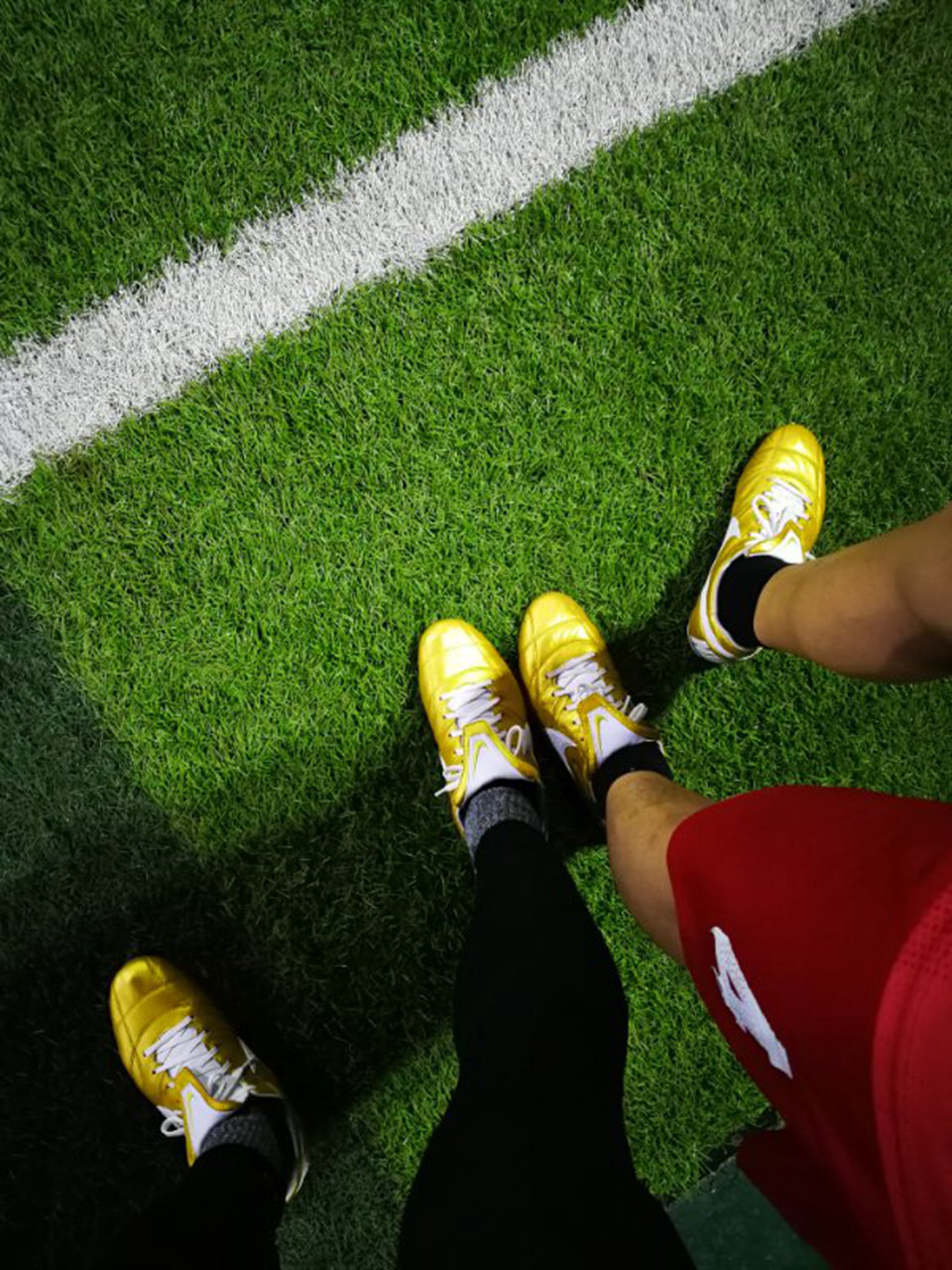 enjoyz足球鞋,enjoyz耐克tf足球鞋