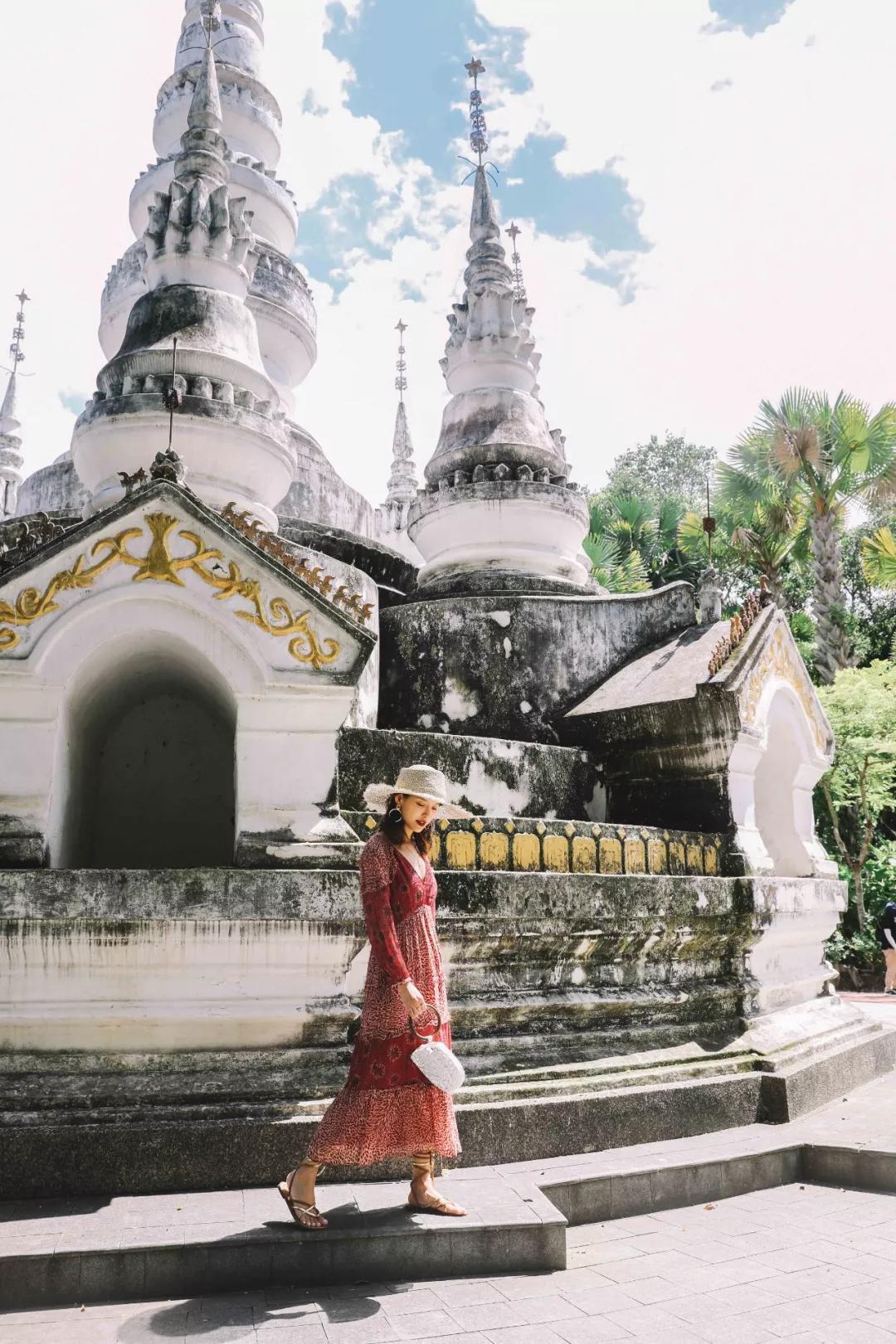 如何正确搭配显高又显瘦春游穿搭,一身非常时尚的穿搭既显高又显瘦