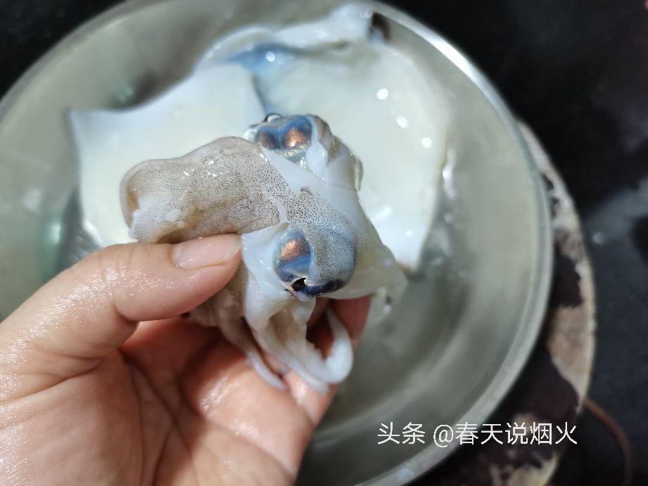 墨鱼炒什么菜好吃,墨鱼炒什么菜好吃又简单