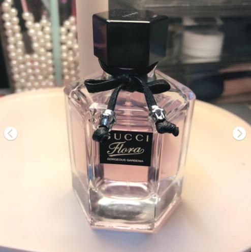 年轻的女孩子适合喷什么香水,20岁小女生香水推荐