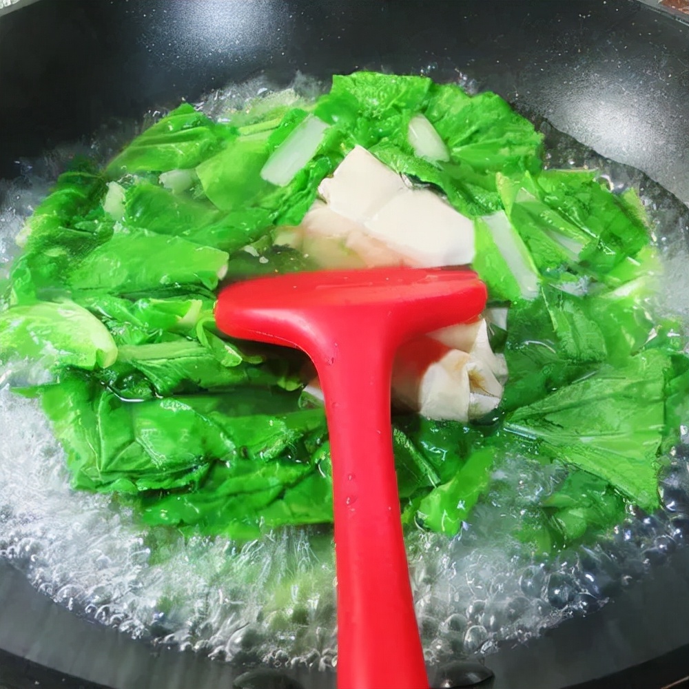 味精是餐桌上的害人精吗,味精是什么做的常用有毒吗