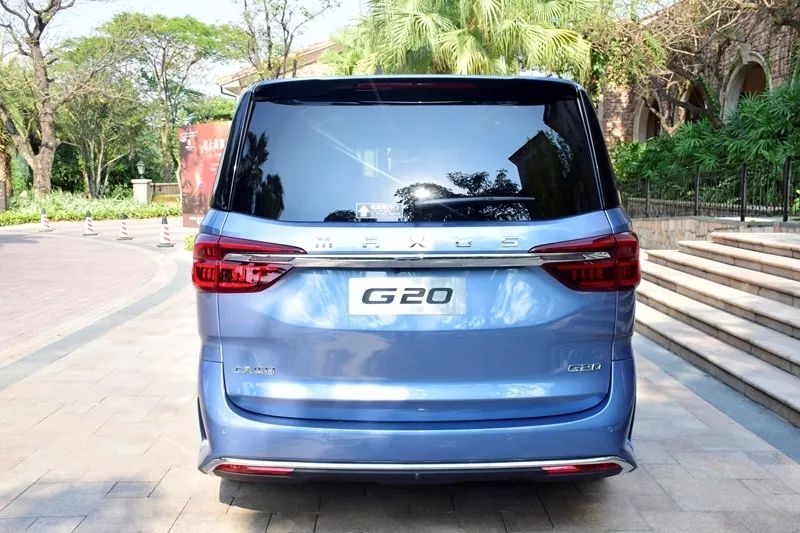 跟埃尔法同级别车型,跟埃尔法一样的豪车