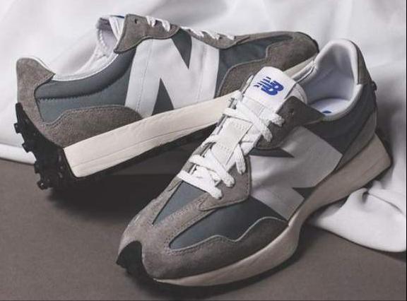 你知道怎么选择NB鞋款吗?分享3个经典系列,让你买鞋不踩坑