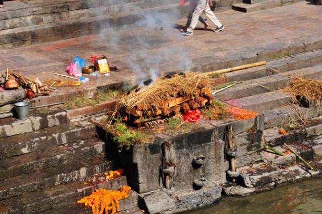 尼泊尔灭门惨案,2001年尼泊尔灭门惨案