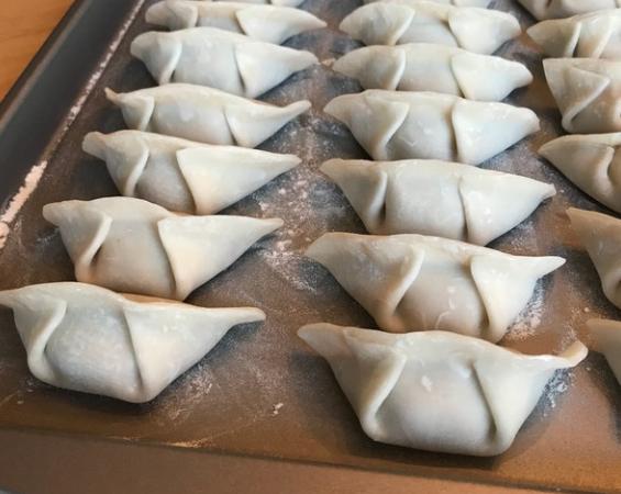 肉馅怎么调出来才不会干巴巴,包馄饨饺子馅做法大全