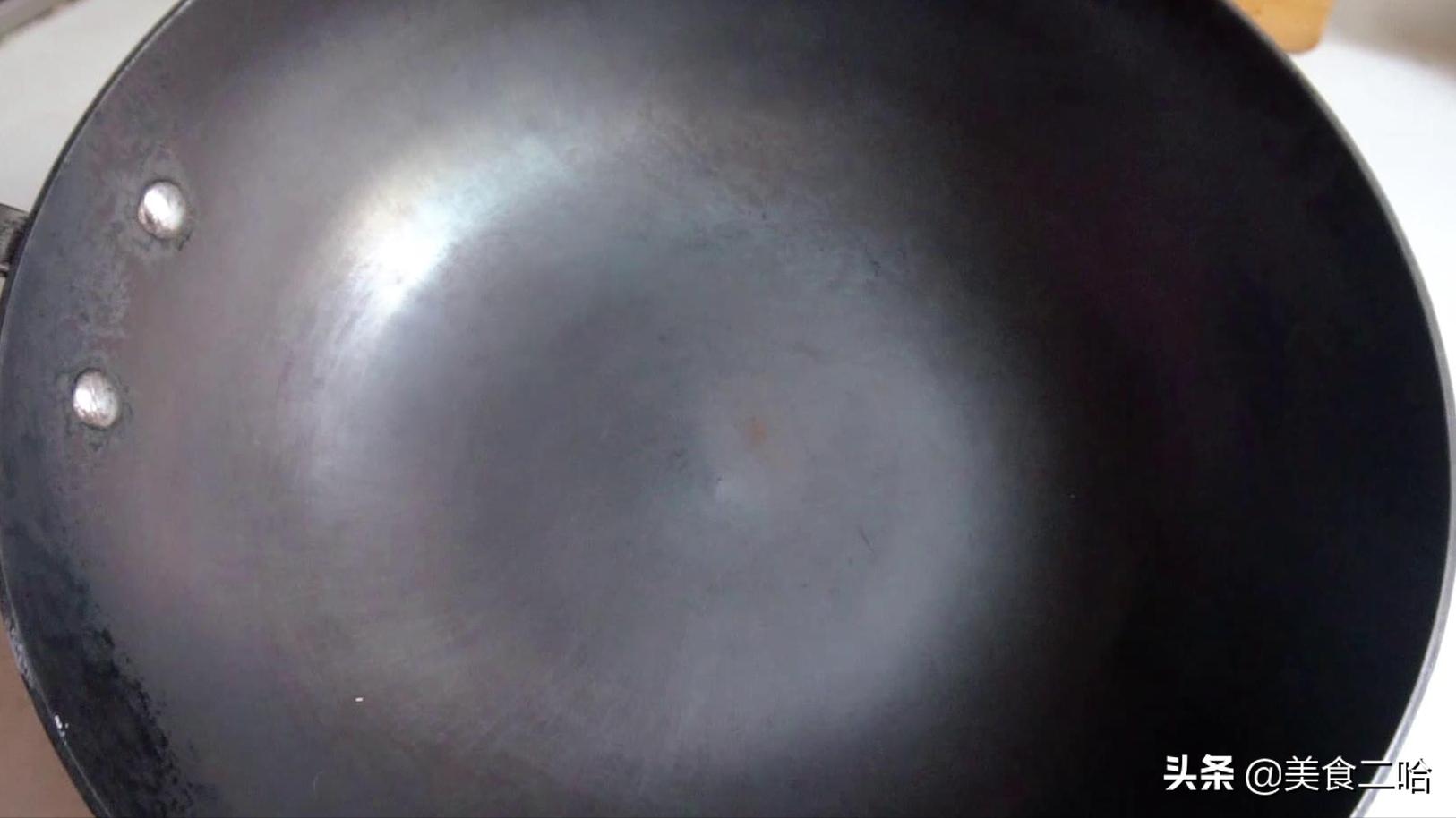 铁锅黑油垢怎么去除小窍门,铁锅清洗黑垢小妙招