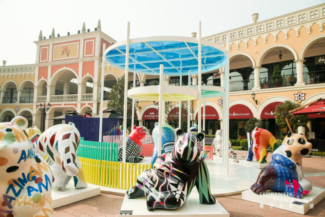 成都奥莱小镇,上海奥莱和佛罗伦萨小镇