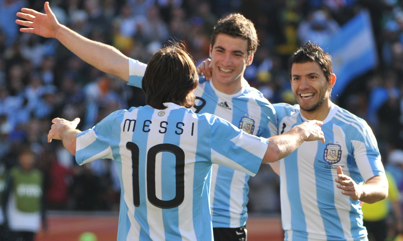 10年世界杯阿根廷被淘汰,阿根廷时隔8年再次闯入决赛