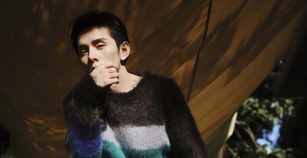 李佳琦和小助理，撕逼分手了？