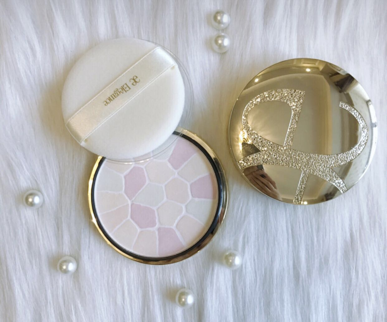 夏季粉饼和散粉哪个定妆好,夏季用什么散粉定妆好