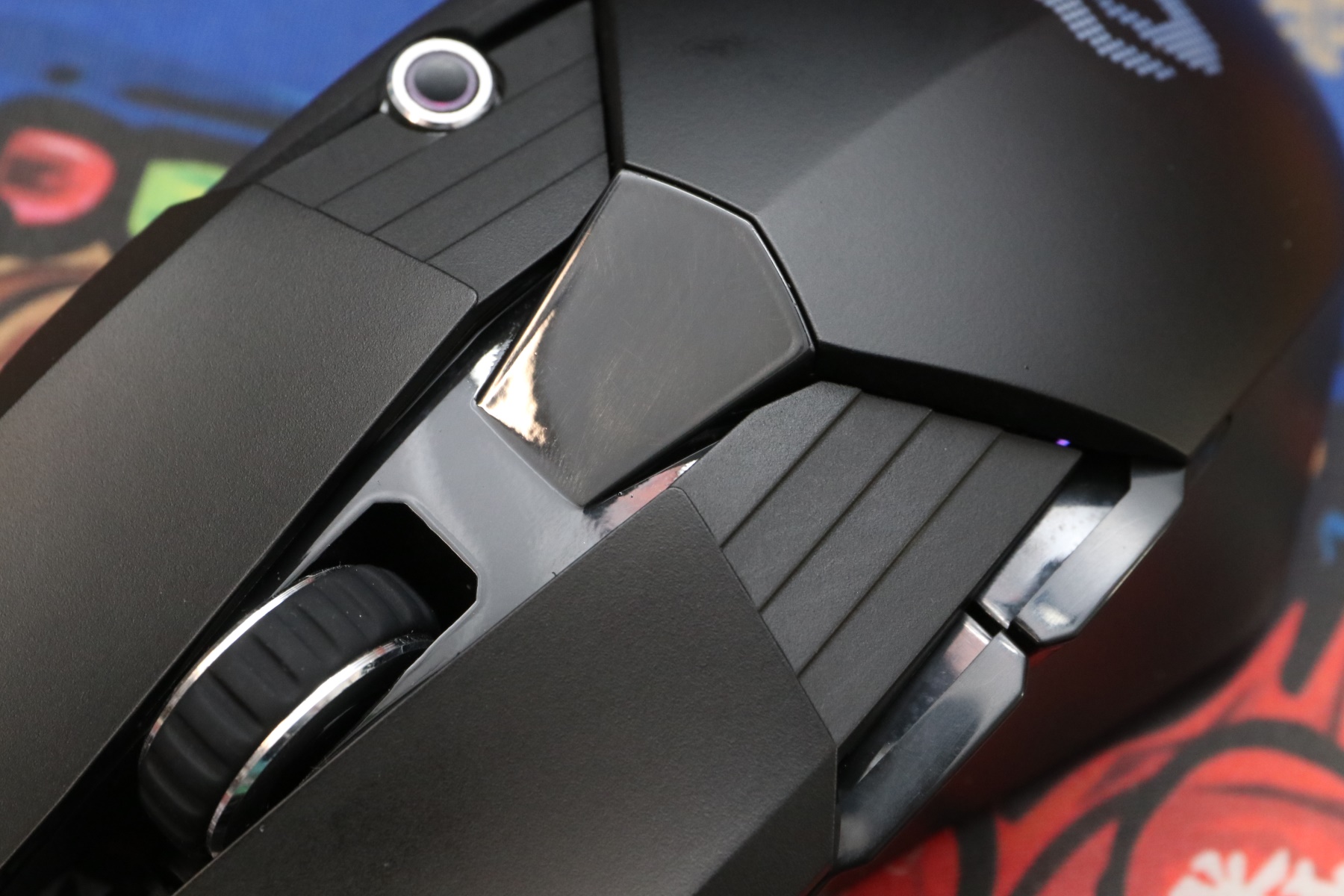 达尔优牧马人的鼠标怎么设置吃鸡,达尔优牧马人鼠标6代和五代