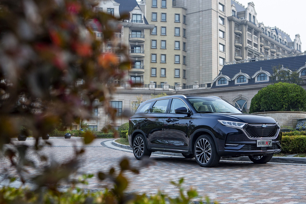 国内“性价比”很高的3款SUV，居家、越野可以通吃，关键价格不贵