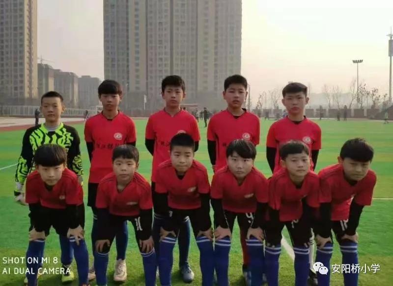 安阳桥小学足球,一年级小足球大梦想完整视频