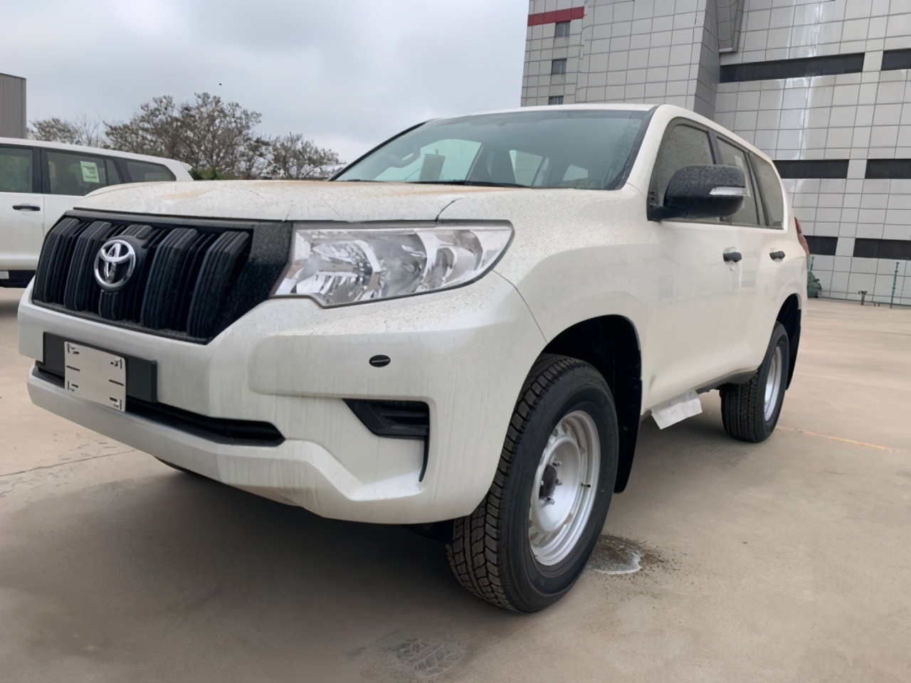 霸道3.0柴油和2.8柴油,柴油途锐和柴油霸道哪个好