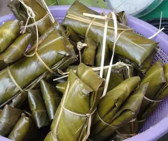 西双版纳有哪些美食值得一吃,西双版纳当地的特色美食是什么