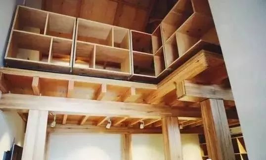 她给破败乡村动了个大手术，2年跨进“后现代”，艺术青年扎堆