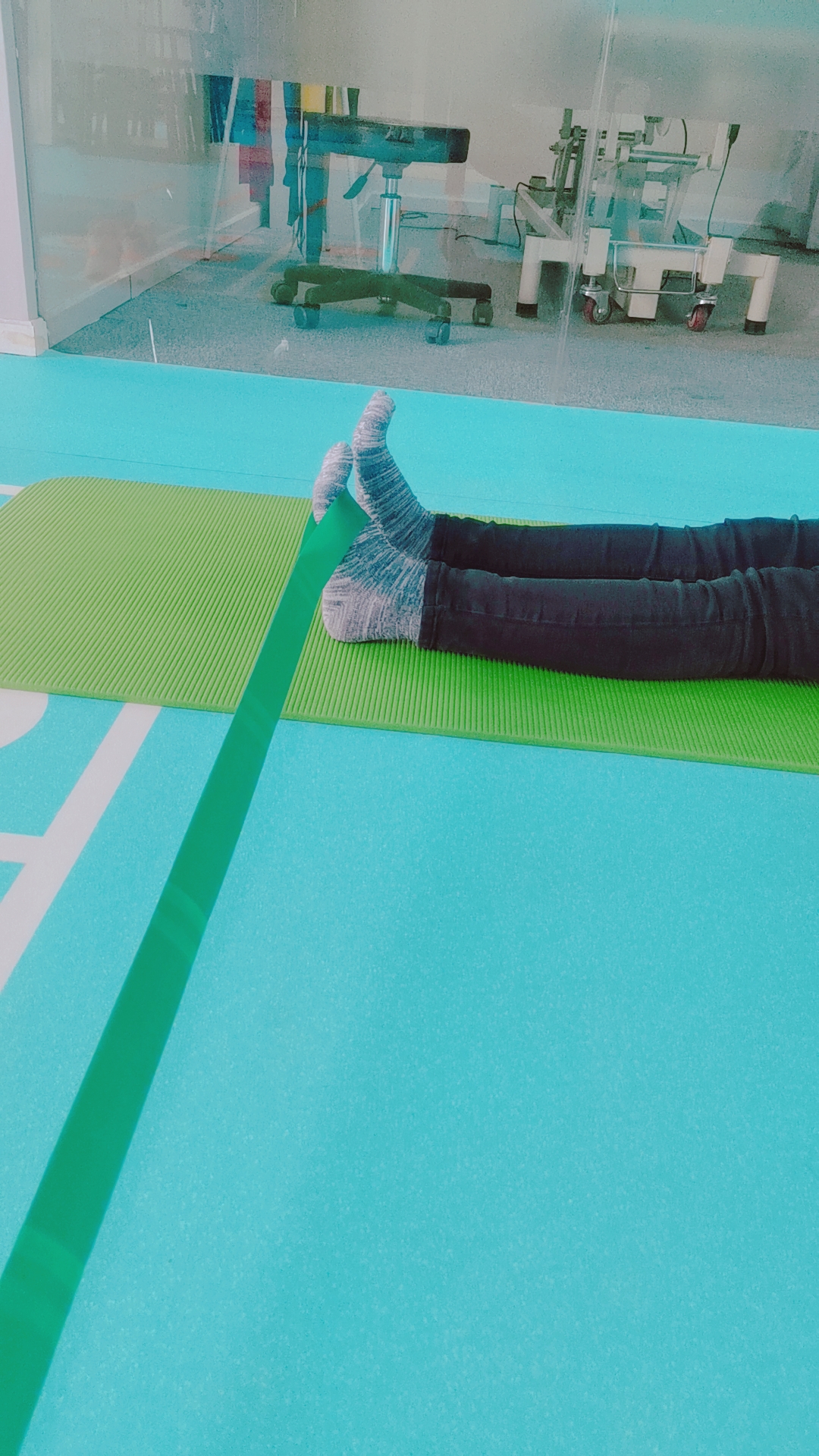 踝关节扭伤后应如何处理,踝关节扭伤后应该怎么做应急处理