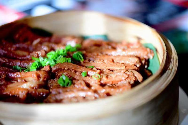 稻香湖景酒店婚宴多少钱一桌,稻香湖景婚宴