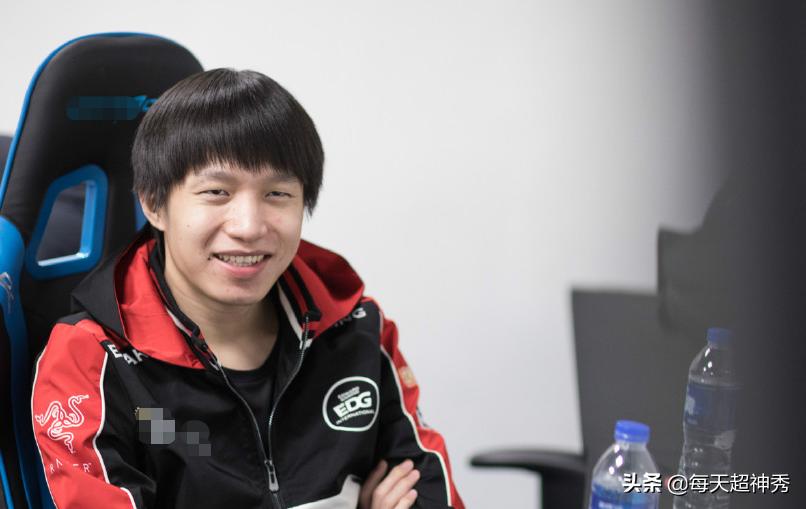 lpl2021全球总决赛edg第二局,lpl比赛中遇到bug一般怎么处理