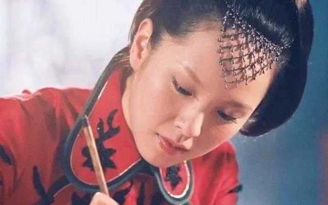 他们本是帅哥美女，却甘心扮丑成就一个个经典角色