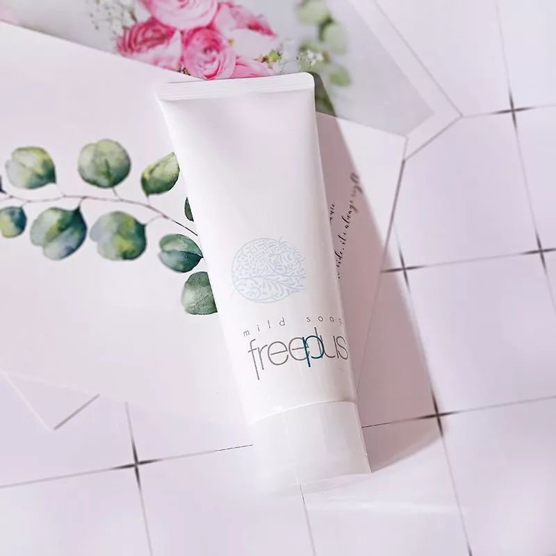 该怎么挑选不伤肤的洗面奶,如何正确的去选择一款洗面奶