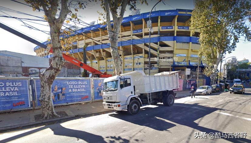 阿根廷球迷评价梅西马拉多纳,阿根廷人喜欢马拉多纳还是梅西