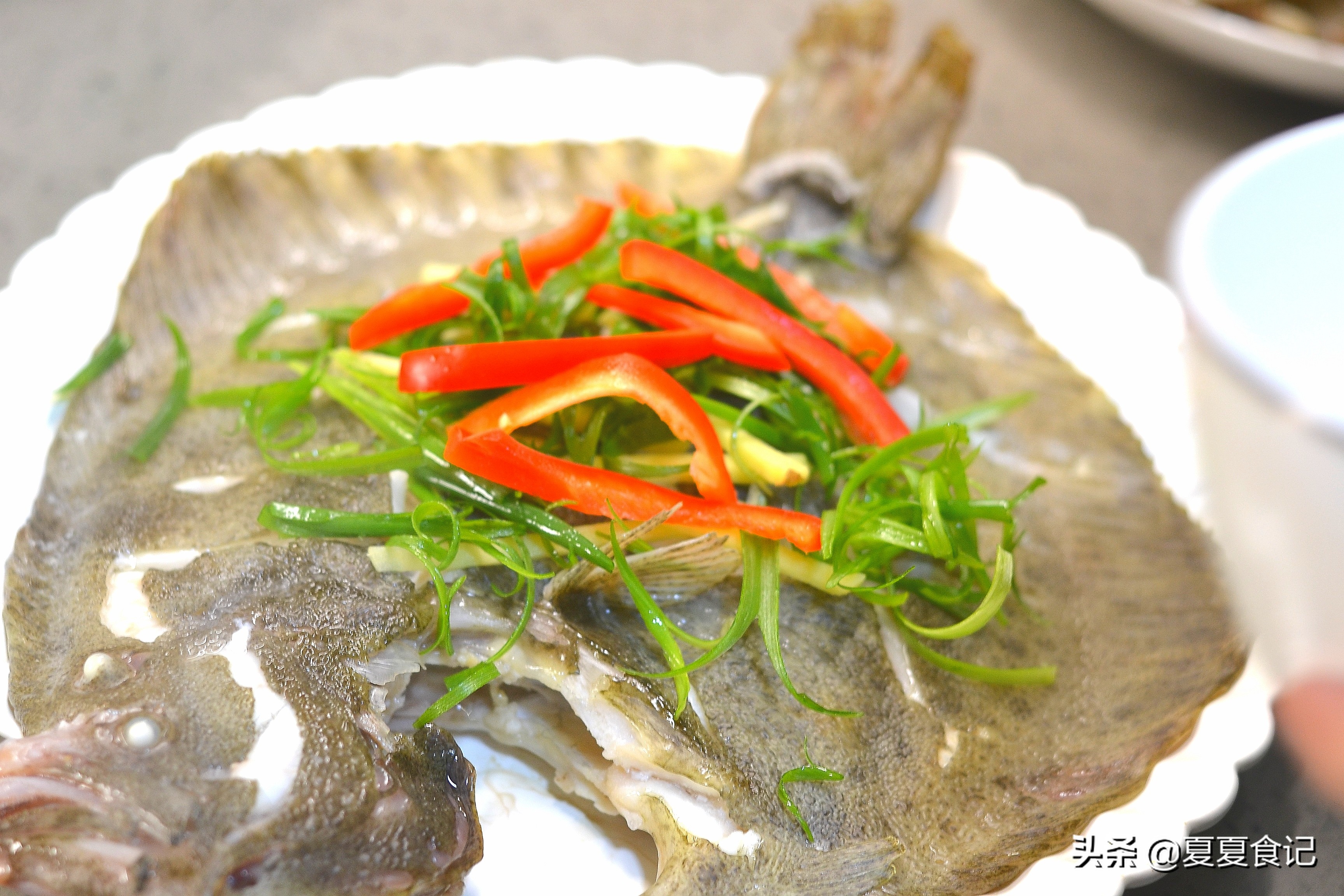 上海口味清蒸多宝鱼,粤式清蒸多宝鱼
