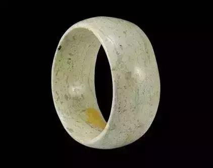 玉有五色沁胜得十万金什么意思,玉有五色沁胜得十万金是什么意思