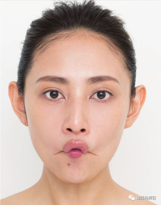 薛凯琪法令纹,薛凯琪保养秘诀每天敷面膜