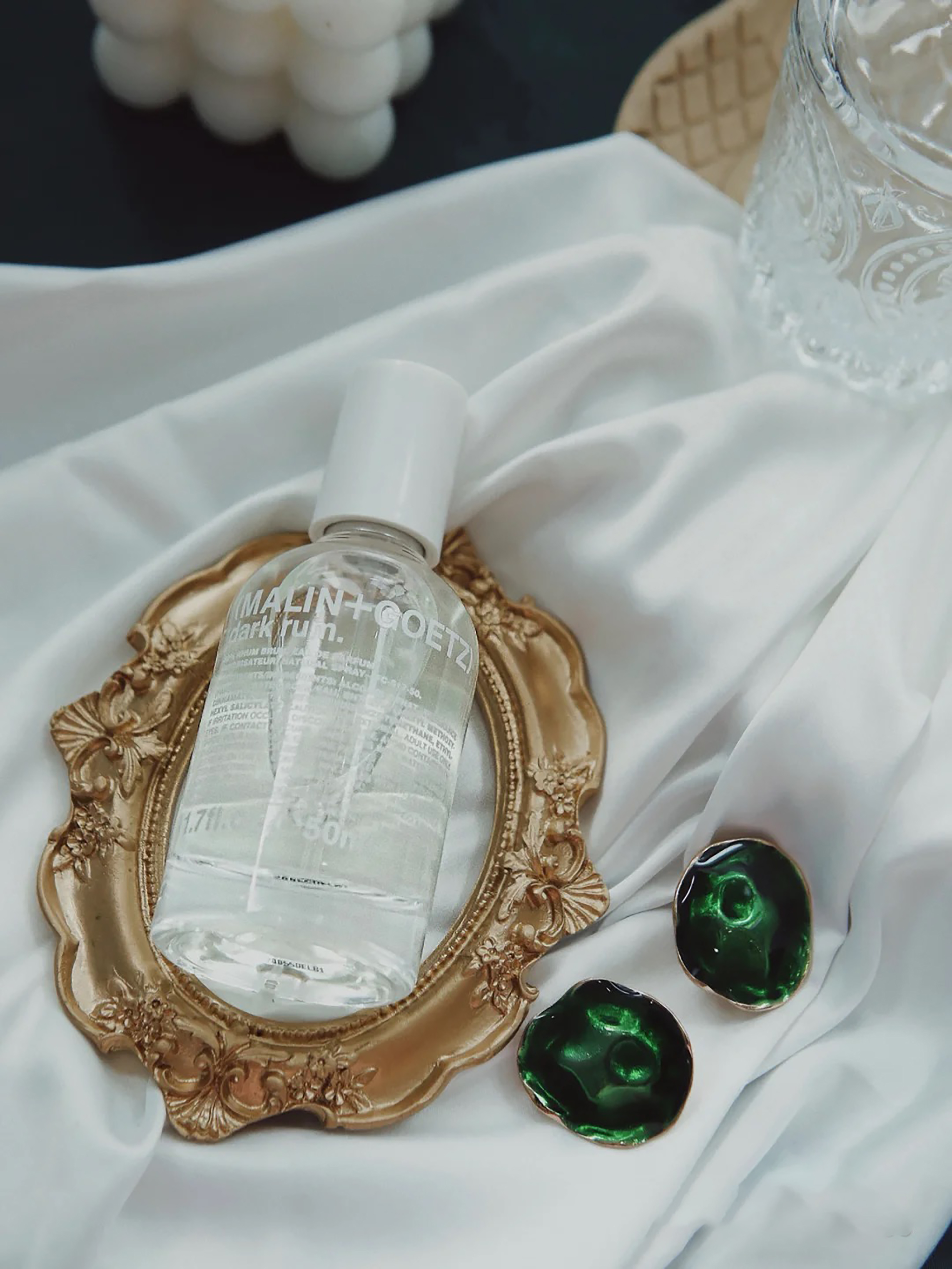 优雅知性适合什么香水,擦肩而过就忘不掉的香水推荐