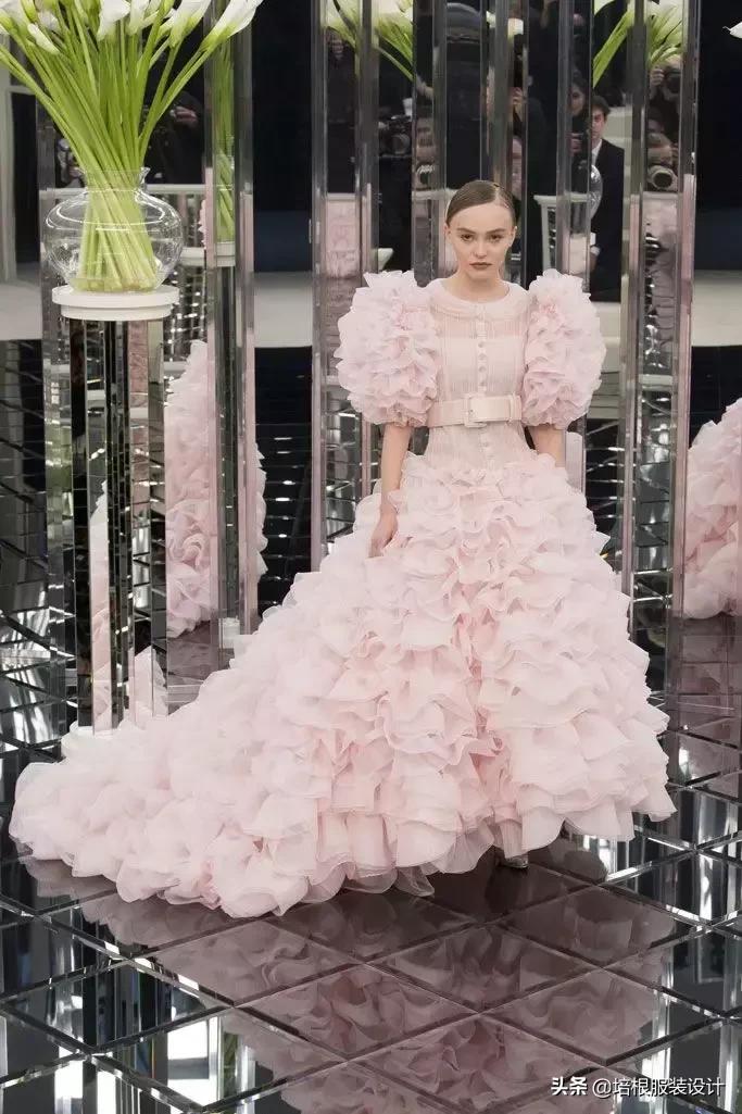 服装打版师就业前景,大专服装专业就业前景如何