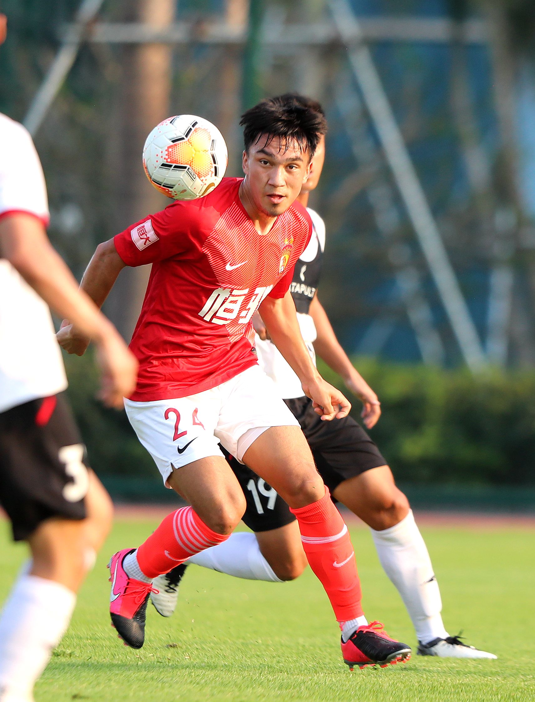 恒大青训球员年薪,恒大最新限薪标准