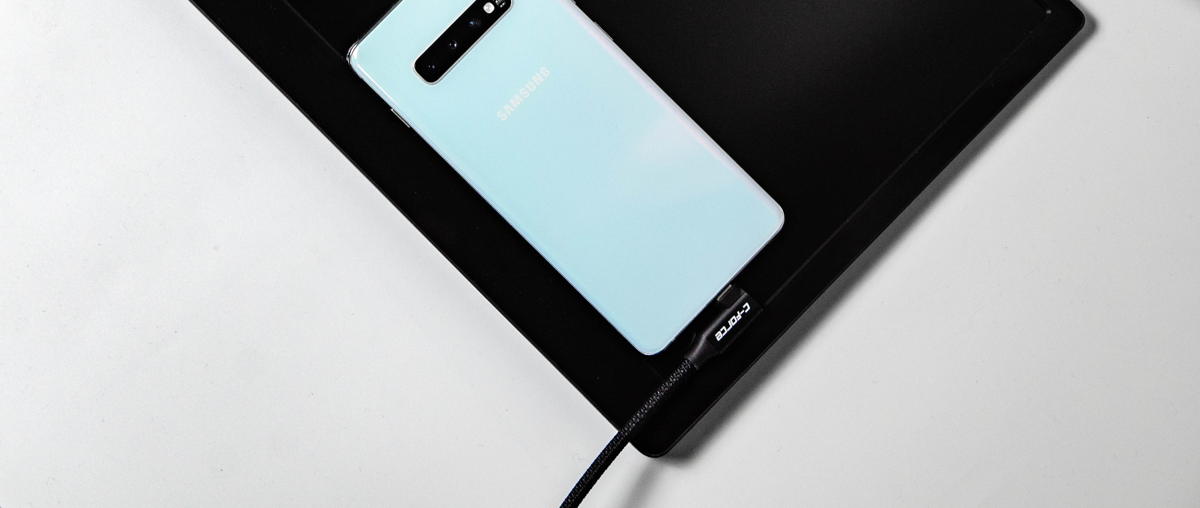 不要NUC、Mini-STX，一部手机+便携屏完成极致口袋办公