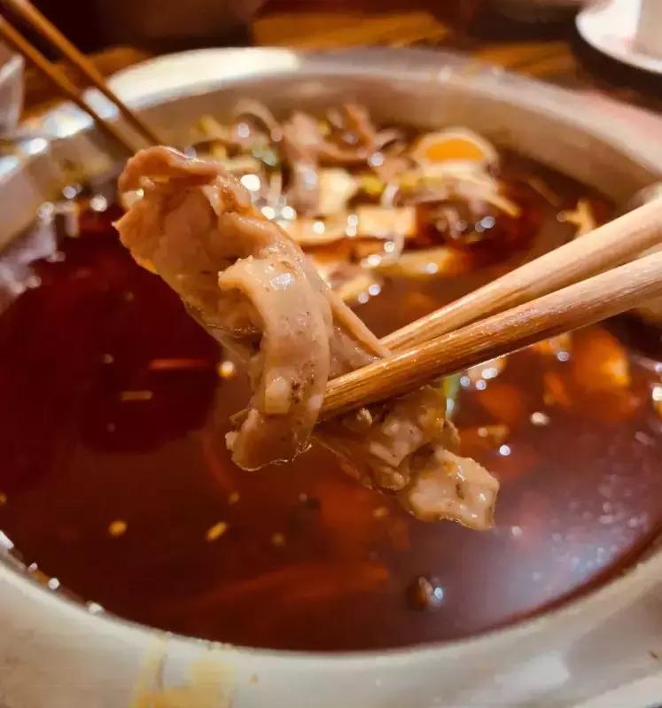 成都人小心！到这三个小区里吃“鬼饮食”？进去了就别想出来