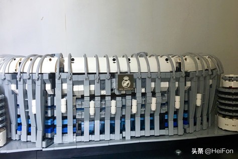 用乐高做足球场,乐高圣地亚哥伯纳乌