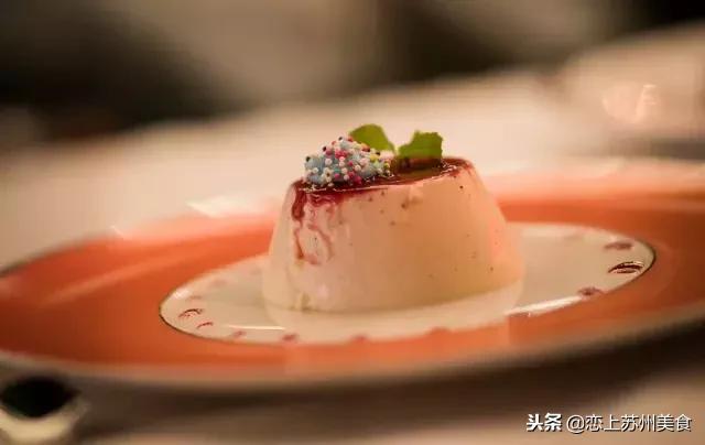 苏州氛围感夜餐厅,沉浸式体验全国最大酒吧