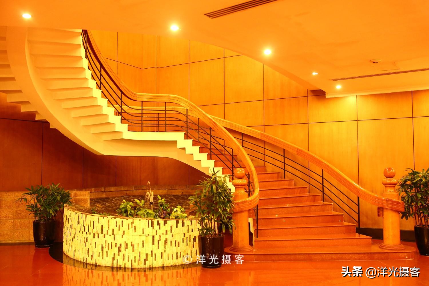 去越南下龙湾玩为什么都要自费,越南下龙湾优惠