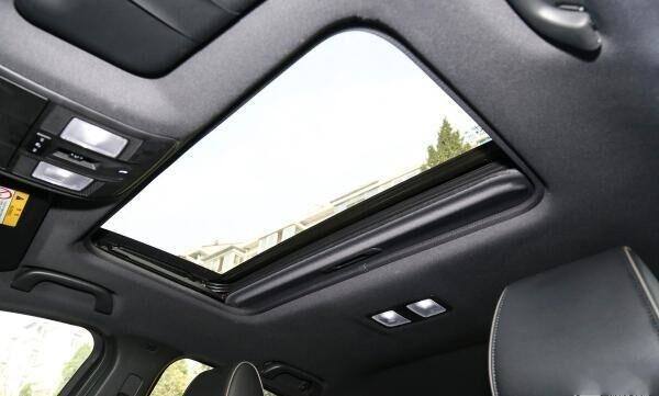 买迈腾不如买a4,全新迈腾媲美宝马