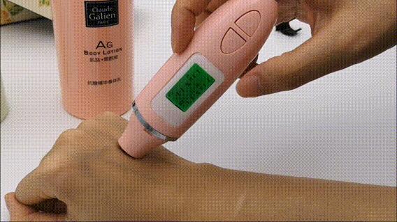 王鸥的气质和魅力是靠她的着装吗,王鸥私服明媚又惬意又优雅的感觉