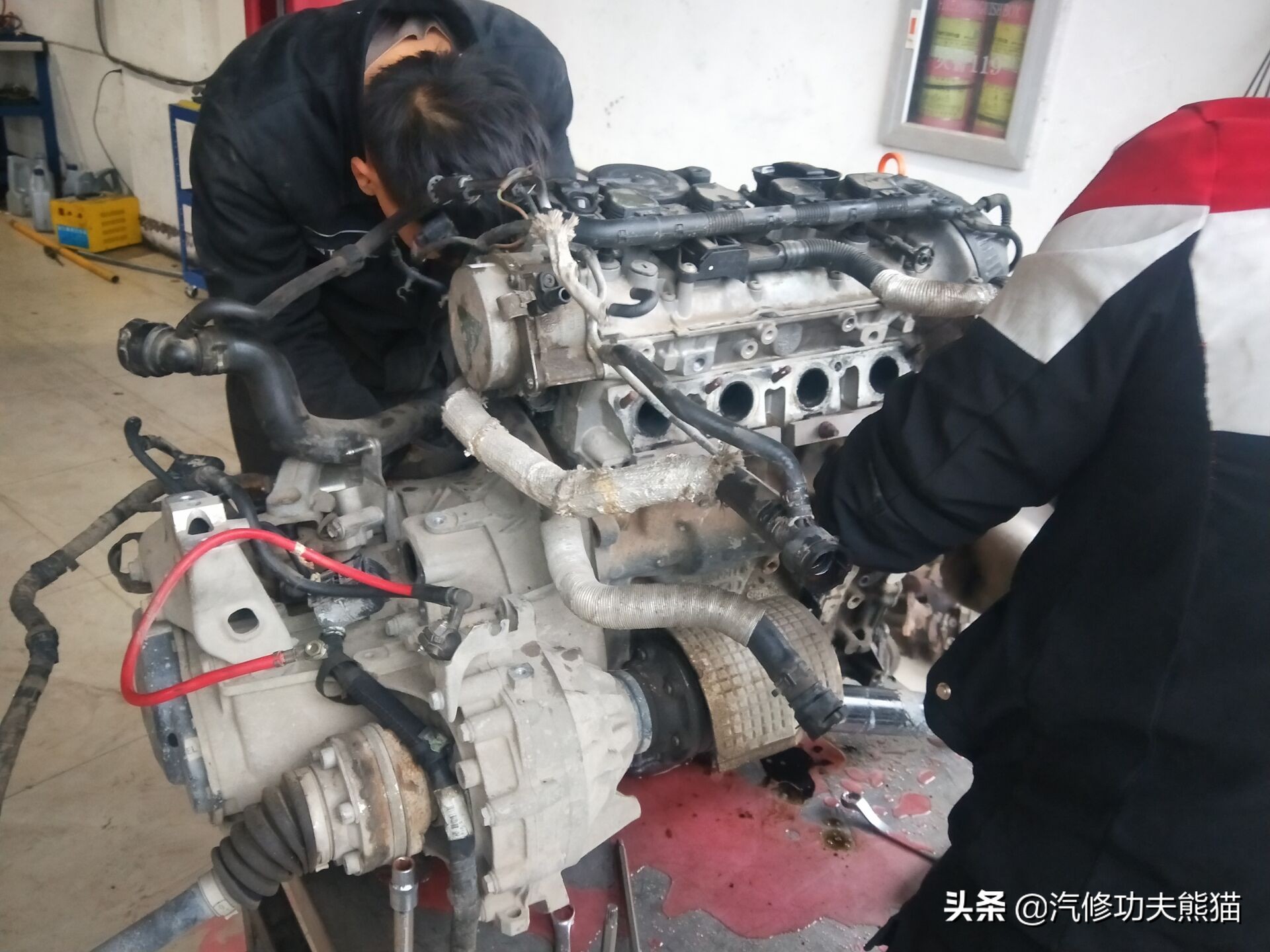 10年斯柯达昊锐1.8t烧机油怎么整,斯柯达昊锐烧机油500公里烧一升