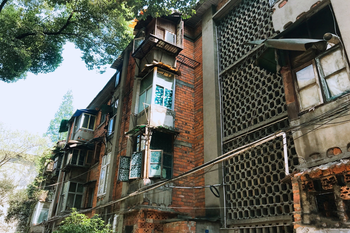 成都拍照鸳鸯楼,成都一栋老房子成网红景点