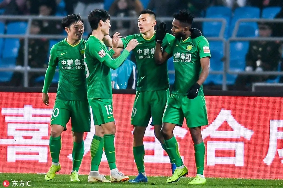 张稀哲巴坎布破门,中超对国安张稀哲