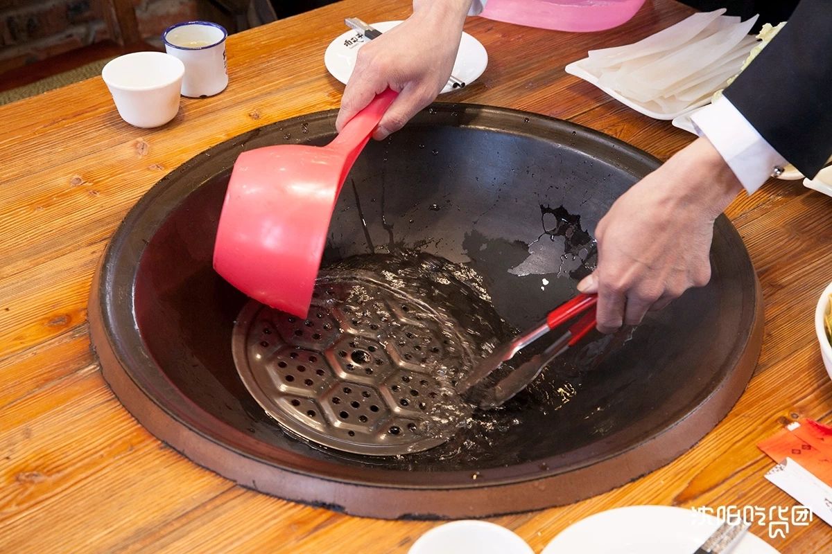 咱东北的骄傲，仅凭炖鱼在全国开了300家!