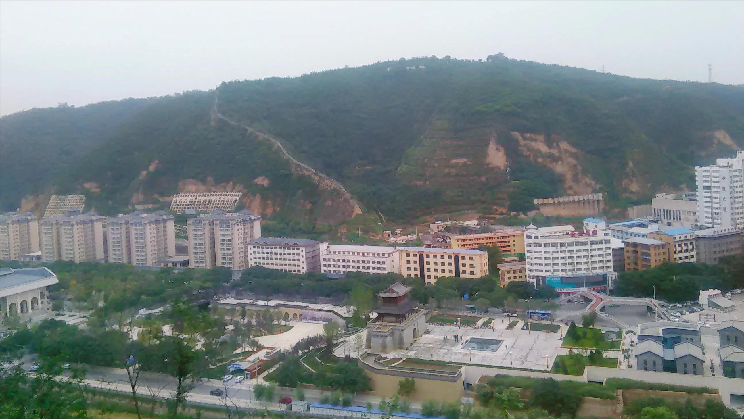 走进延安—登顶圣地宝塔山，感受安塞腰鼓山，游览佛道合一云台山