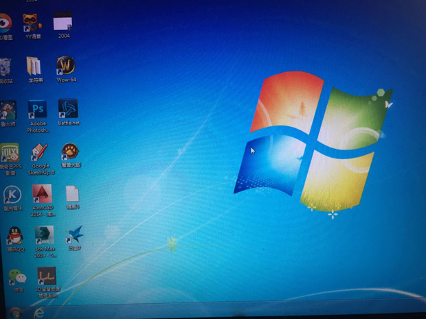 电脑开机显示器有波纹怎么回事,电脑显示器看视频出现轻微波纹