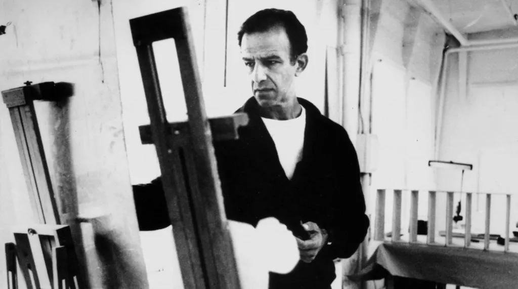 93岁“活化石”级宠妻狂魔，坚持画老婆60年