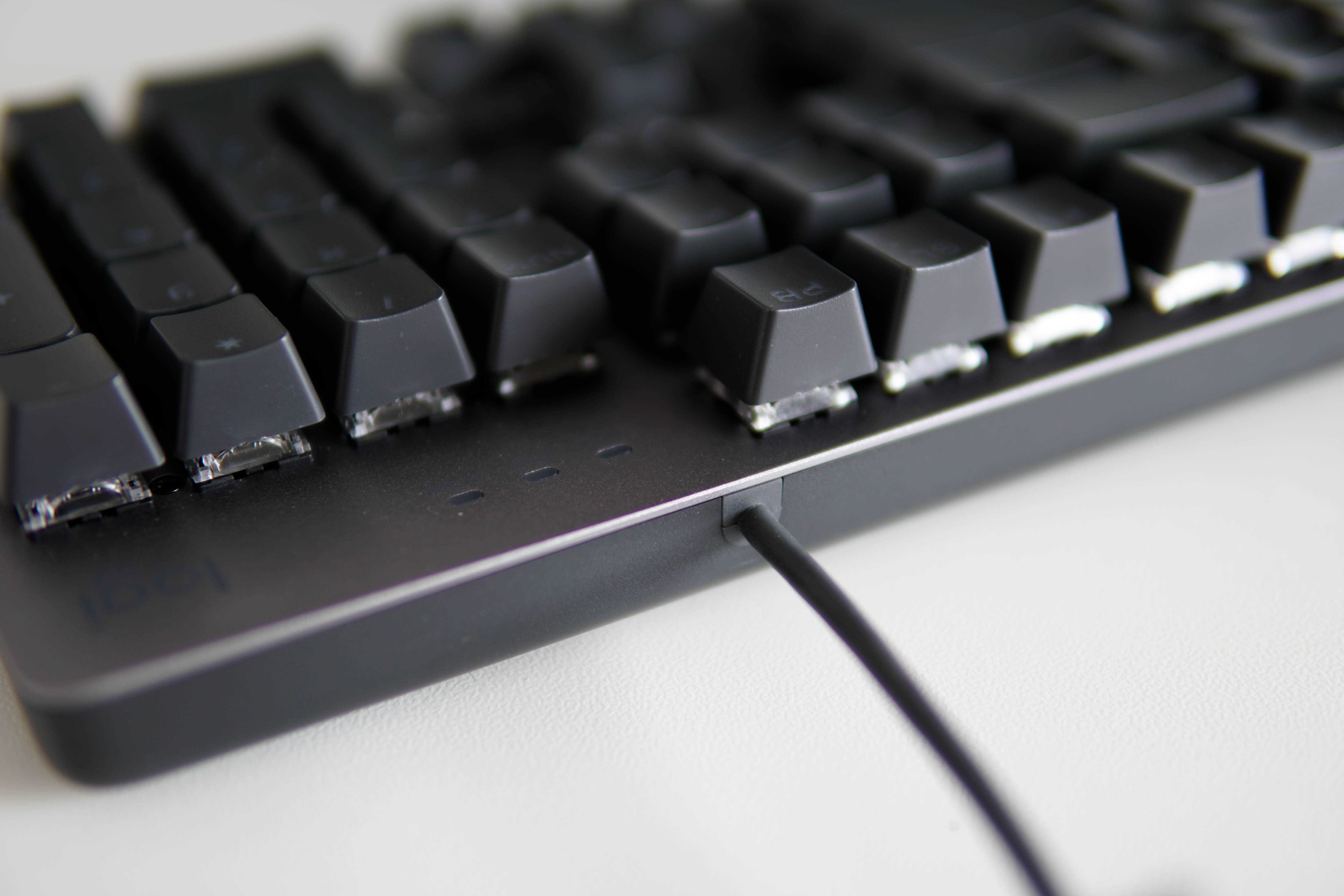 罗技k845键盘适合打游戏么,罗技k845键盘测评打游戏