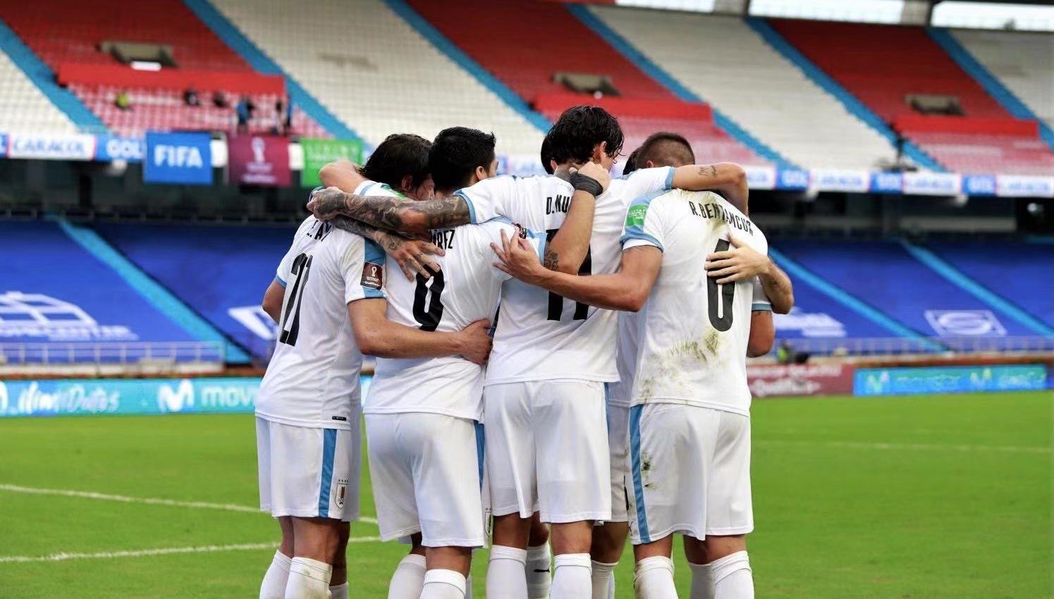 0-3！世界第十惨败：乌拉圭66岁组合爆发，21岁天才神仙球