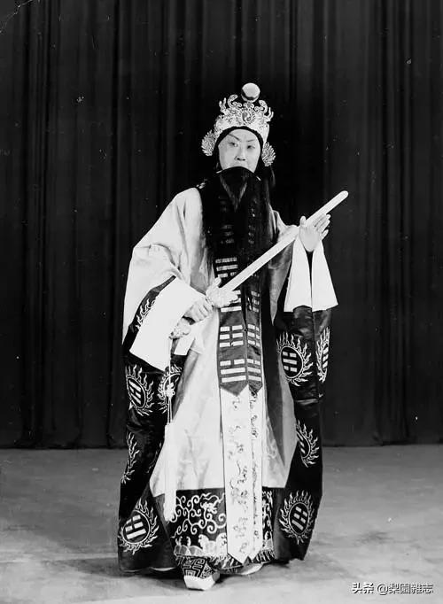 李慕良演奏视频,李慕良与马连良的借东风