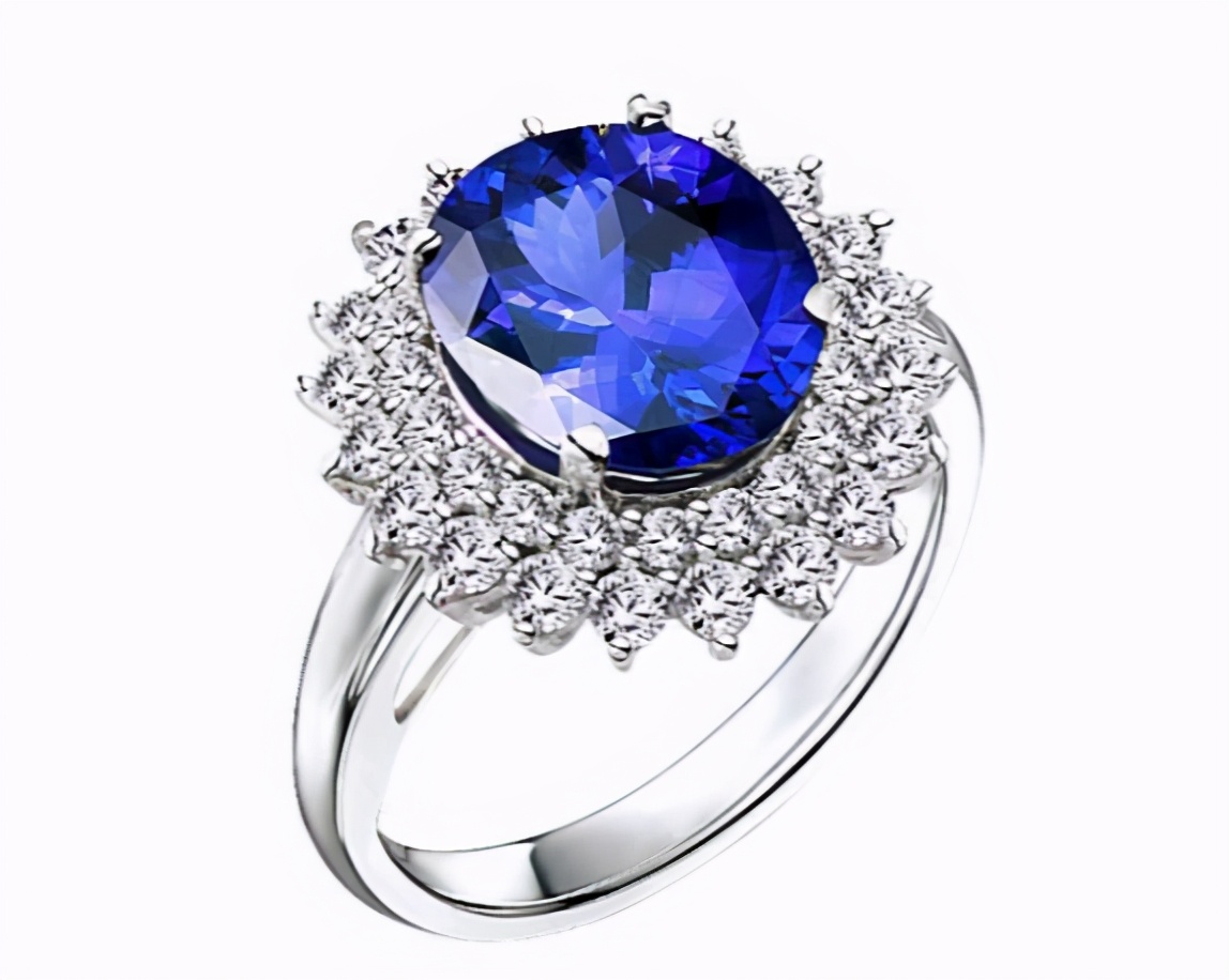 为什么英国总是把蓝宝石作为婚戒,王室贵族是如何挑选结婚戒指的